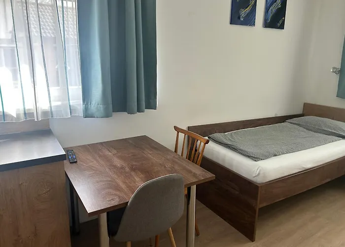 Farawayhomes Krems 克里斯蒙斯特